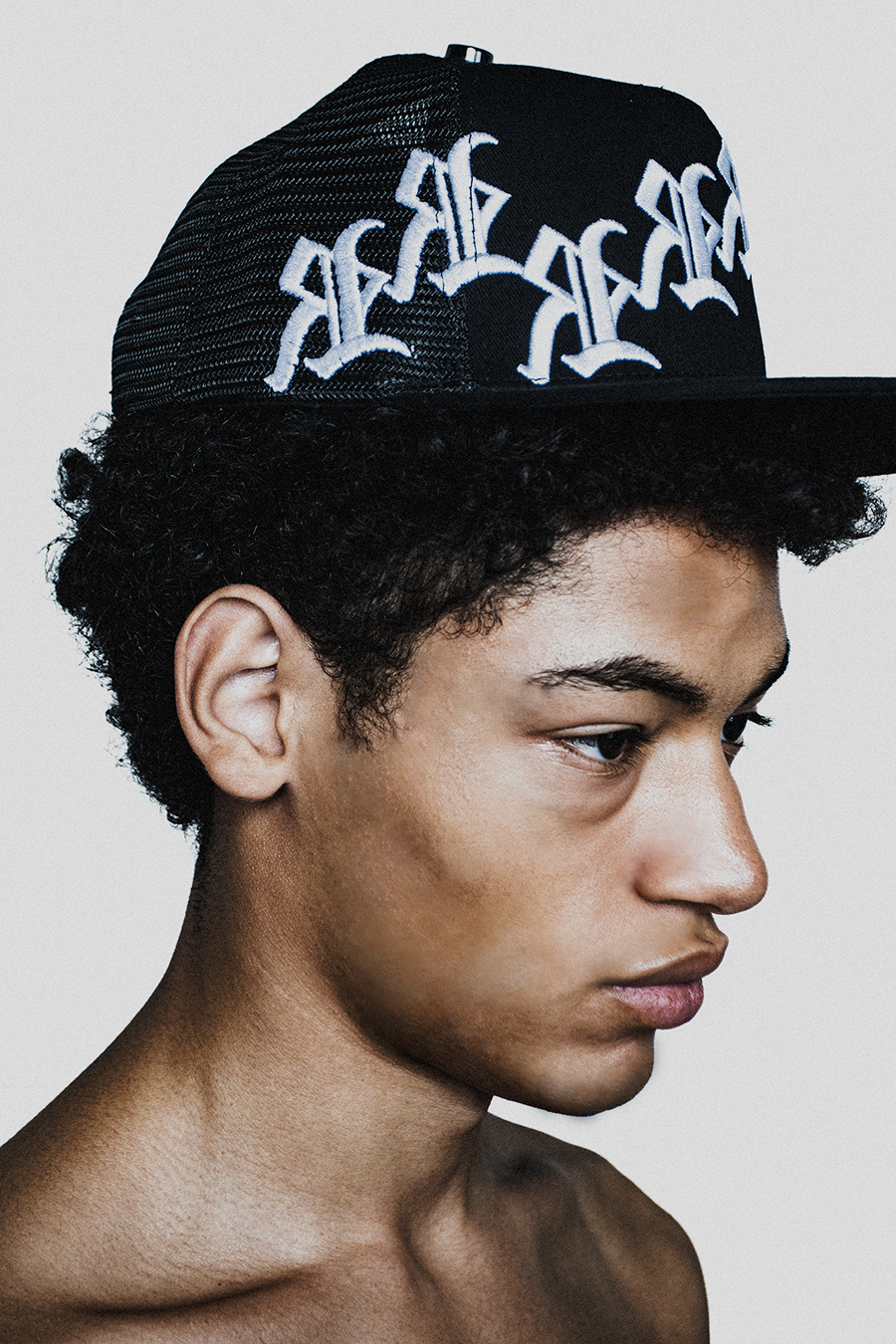 SIGNATURE  "RRR" HAT